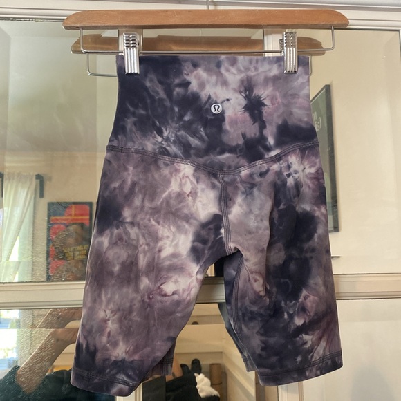 lululemon align shorts - Picture 2 of 7